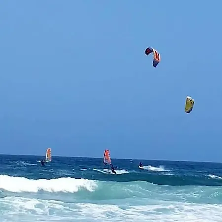 Cabo Paraiso *